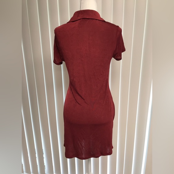 Wild Fable  Women Berry Red Short Sleeve Button Front Bodycon Dress - Picture 5 of 9